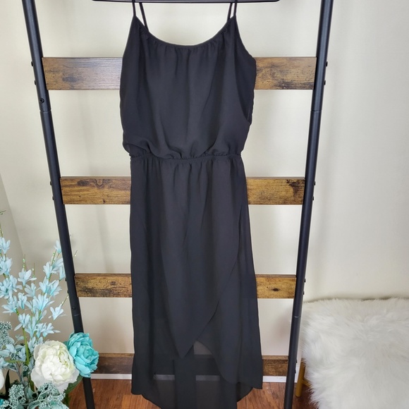 The Limited Dresses & Skirts - The Limited black flowy high low dress size XS